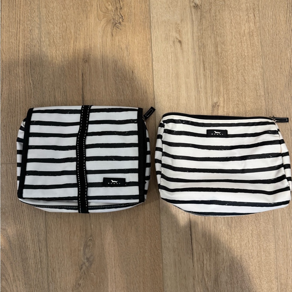 Scout Black and White Striped Hanging Cosmetic Organizer - Picture 2 of 3